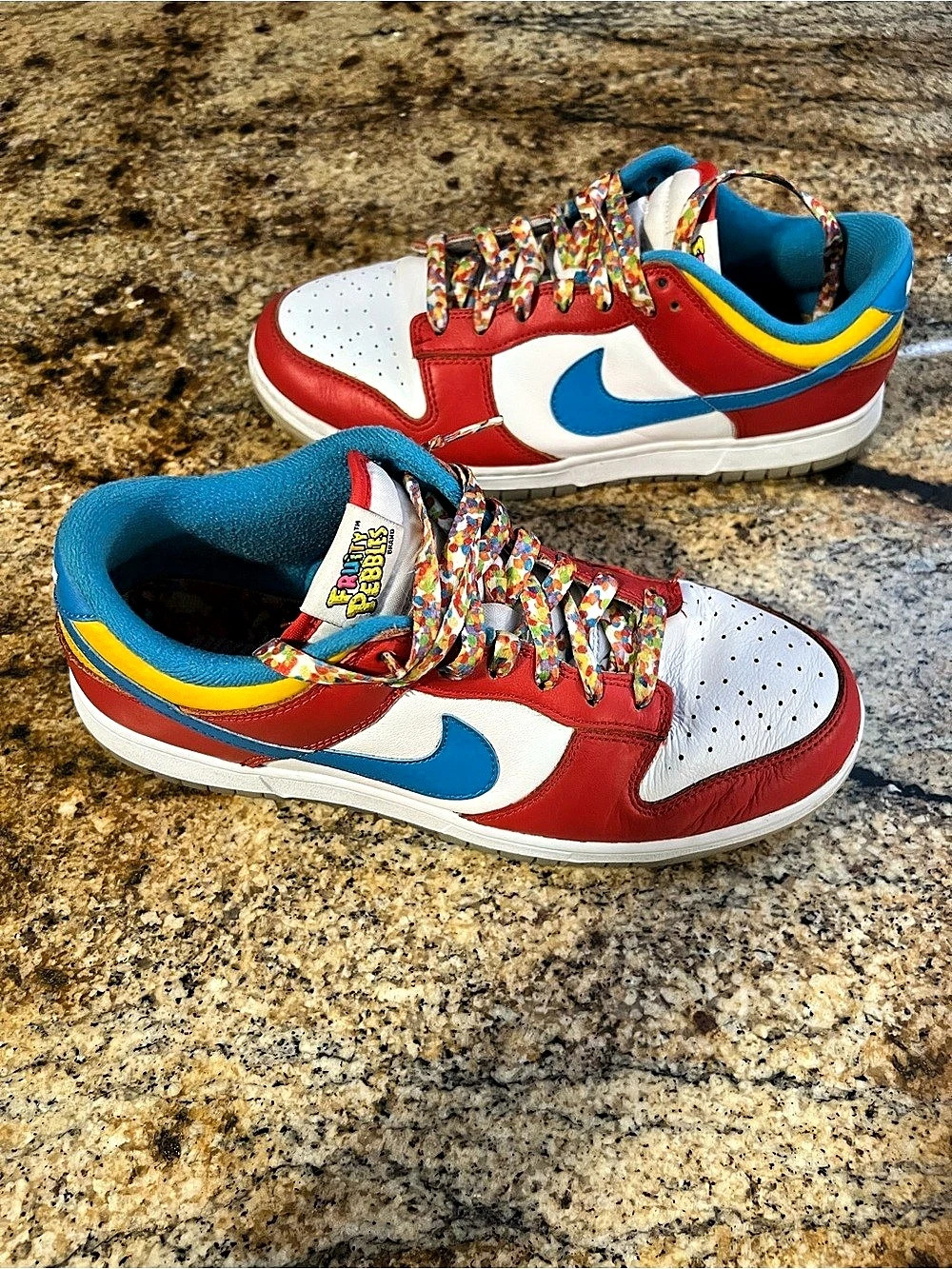 Nike Dunk Low QS LeBron James Fruity Pebbles Men’s Size 9 DH8009-600
